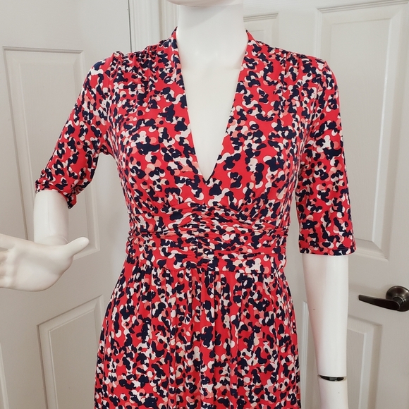 Vince Camuto Red and Black Patterned Midi Dress - Picture 3 of 12